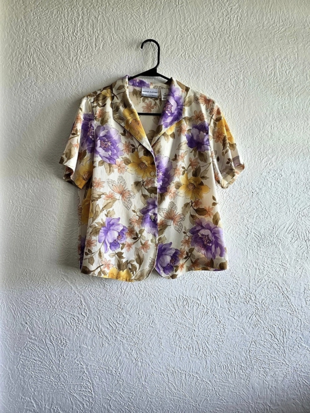 Grannycore Alfred Dunner Floral Button Front Top in Cream & Purple Size 12P